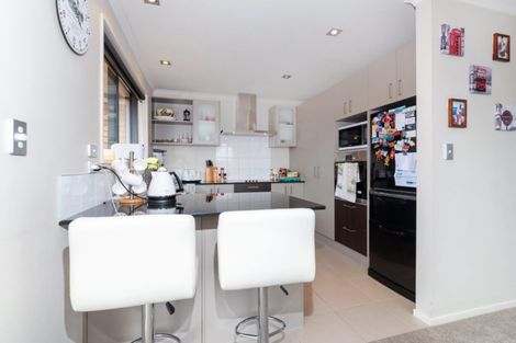 Photo of property in 61 Tiriwa Drive, Massey, Auckland, 0614