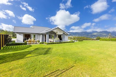 Photo of property in 33a Kenneth Gillies Way, Birchville, Upper Hutt, 5372