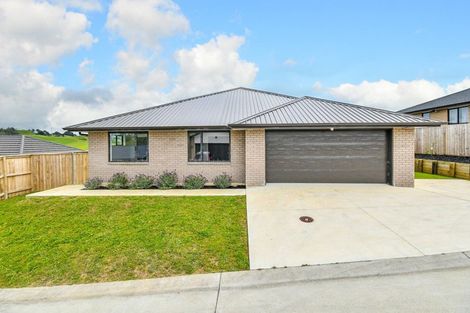 Photo of property in 35a Leathem Crescent, Pokeno, 2402