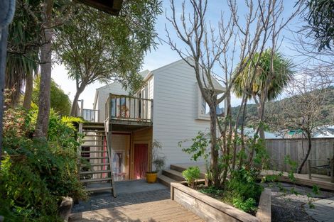 Photo of property in 62 Pirie Street, Mount Victoria, Wellington, 6011