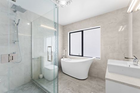 Photo of property in 64 Harrowglen Drive, Northcross, Auckland, 0630