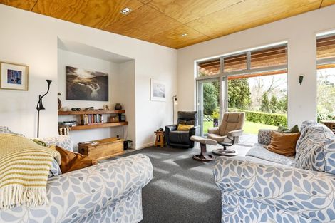 Photo of property in 225 Awai Road, Tarurutangi, New Plymouth, 4372