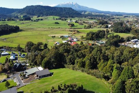 Photo of property in 1 Huia Rise, Ohakune, 4625