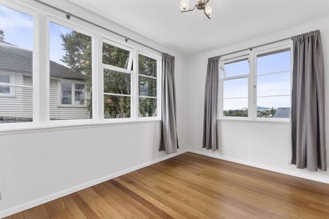 Photo of property in 65 Henderson Crescent, Parkvale, Tauranga, 3112