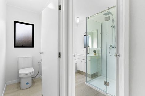 Photo of property in 9 Eloise Place, Clendon Park, Auckland, 2103