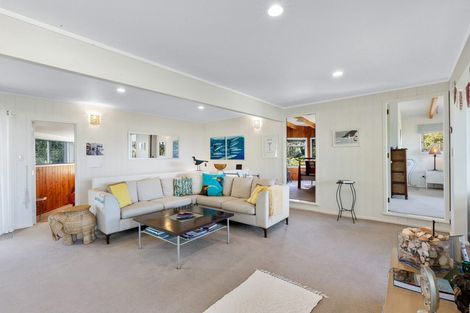 Photo of property in 27 Cotterell Street, Leigh, 0985