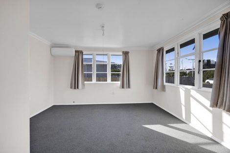 Photo of property in 27 Strange Street, Waitara, 4320