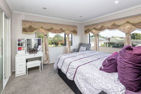 Photo of property in 8a Mccullough Avenue, Papatoetoe, Auckland, 2025