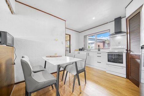 Photo of property in 1/1a Blanes Road, Weymouth, Auckland, 2103