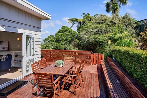 Photo of property in 13 City View Grove, Harbour View, Lower Hutt, 5010