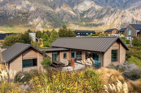 Photo of property in 5 Ellesmere Avenue, Jacks Point, Queenstown, 9371