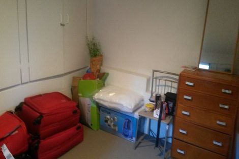 Photo of property in 557 Glenfield Road, Glenfield, Auckland, 0629