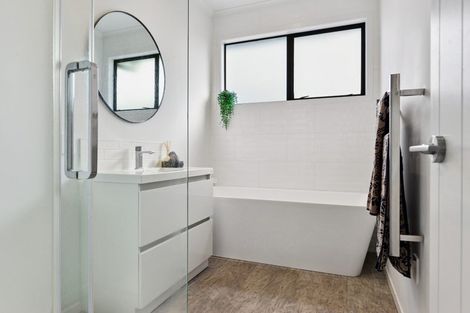 Photo of property in 8 Arawa Street, Frankton, Hamilton, 3204