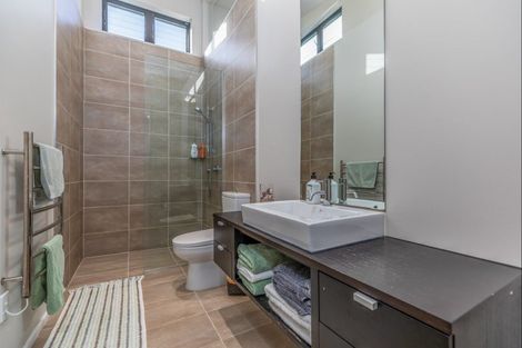 Photo of property in 8 Kewai Street, Omaha, 0986