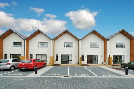 Photo of property in 2/296 Hereford Street, Christchurch Central, Christchurch, 8011