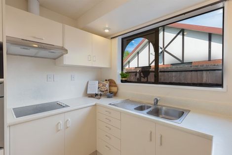 Photo of property in 35 Karnak Crescent, Russley, Christchurch, 8042