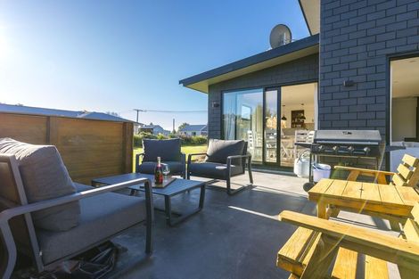 Photo of property in 27 Edinburgh Street, Waimate, 7924