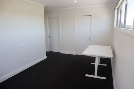 Photo of property in 19 Holmes Hanover Lane, Halswell, Christchurch, 8025