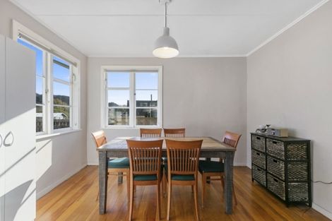 Photo of property in 16 Cleland Crescent, Naenae, Lower Hutt, 5011