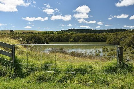 Photo of property in 1 Matahehe Lane, Tinopai, 0593