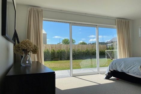 Photo of property in 4 Maeha Drive, Matakana, 0985