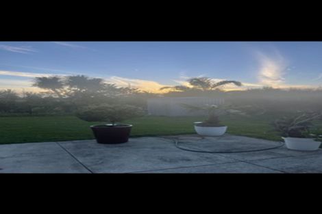 Photo of property in 589d Great South Road, Rosehill, Papakura, 2113