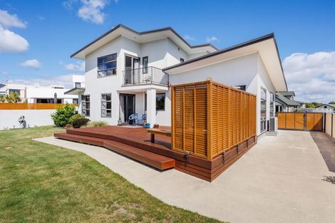 Photo of property in 27 Ruapehu Drive, Fitzherbert, Palmerston North, 4410