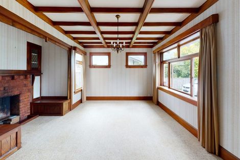 Photo of property in 12 Saint Leonard Street, Saint Johns Hill, Whanganui, 4501