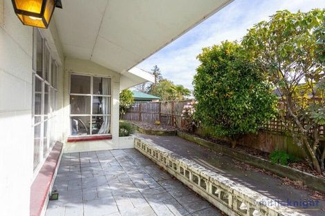 Photo of property in 69 Yaldhurst Road, Sockburn, Christchurch, 8042