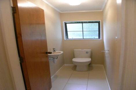 Photo of property in 30 Oxford Street, Tawa, Wellington, 5028