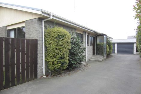 Photo of property in 19 Factory Road, Belfast, Christchurch, 8051