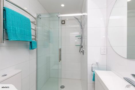 Photo of property in 77 Pendarves Street, New Plymouth, 4310