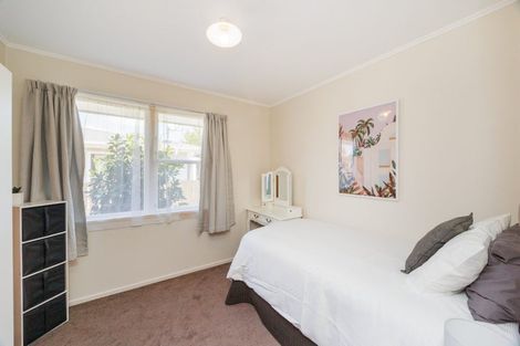 Photo of property in 14 Motuoapa Place, Kelvin Grove, Palmerston North, 4414