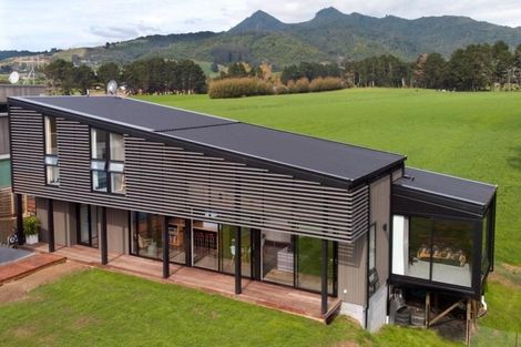 Photo of property in 16a Shearer Drive, Oakura, 4314