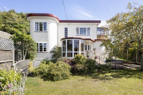 Photo of property in 6 Darwin Street, Karori, Wellington, 6012