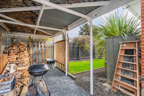 Photo of property in 2/68a Seddon Street, Wallaceville, Upper Hutt, 5018
