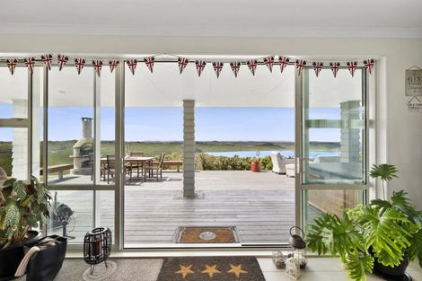 Photo of property in 281 Linton Road, Maungaturoto, 0583