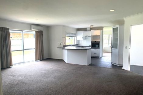 Photo of property in 67 Farringdon Avenue, Rototuna North, Hamilton, 3210