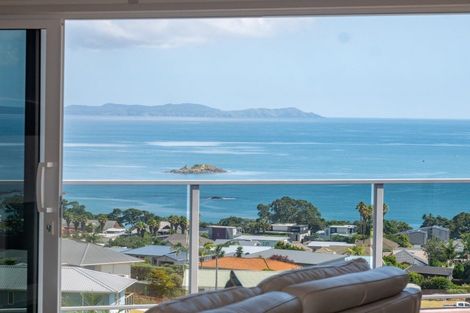 Photo of property in 11 Midgard Road, Coopers Beach, 0420