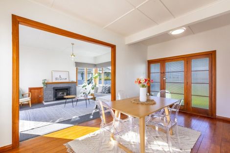 Photo of property in 2 Woburn Street, Waipukurau, 4200