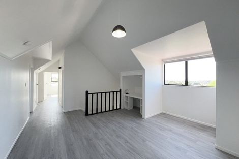 Photo of property in 131 Oaktree Avenue, Browns Bay, Auckland, 0630