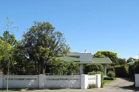 Photo of property in 229 Memorial Avenue, Burnside, Christchurch, 8053