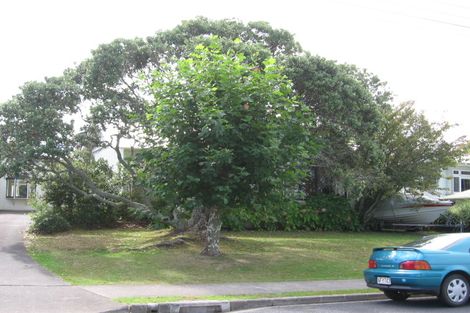 Photo of property in 60 Norwood Road, Bayswater, Auckland, 0622