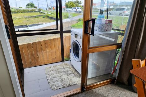 Photo of property in 1/542 Richardson Road, Mount Roskill, Auckland, 1041