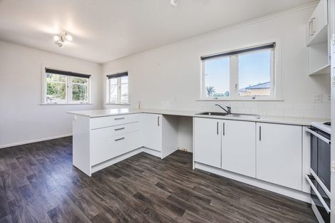 Photo of property in 41 Hill Crescent, Papakura, 2110