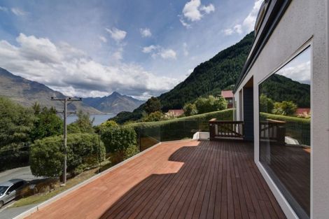 Photo of property in 1 Arawata Terrace, Fernhill, Queenstown, 9300