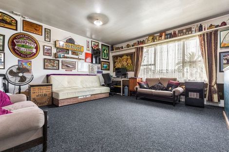 Photo of property in 106 Everglade Drive, Totara Heights, Auckland, 2105