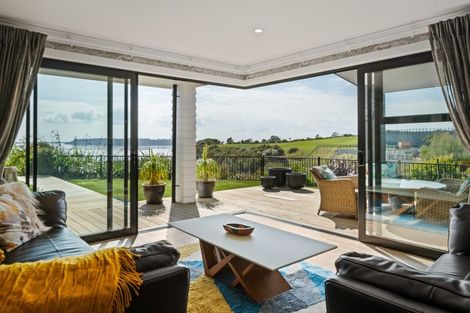 Photo of property in 30 Lakeside Terrace, Omokoroa, 3114