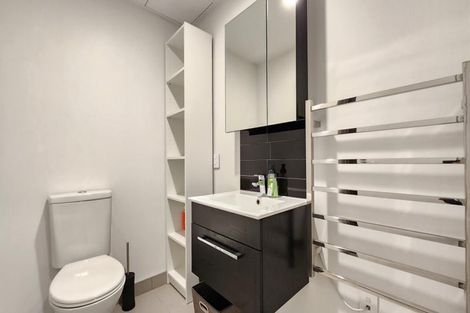 Photo of property in Alpha Apartments, 703/4 Elizabeth Street, Mount Victoria, Wellington, 6011