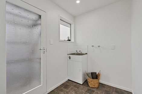 Photo of property in 76a Englefield Road, Northwood, Christchurch, 8051